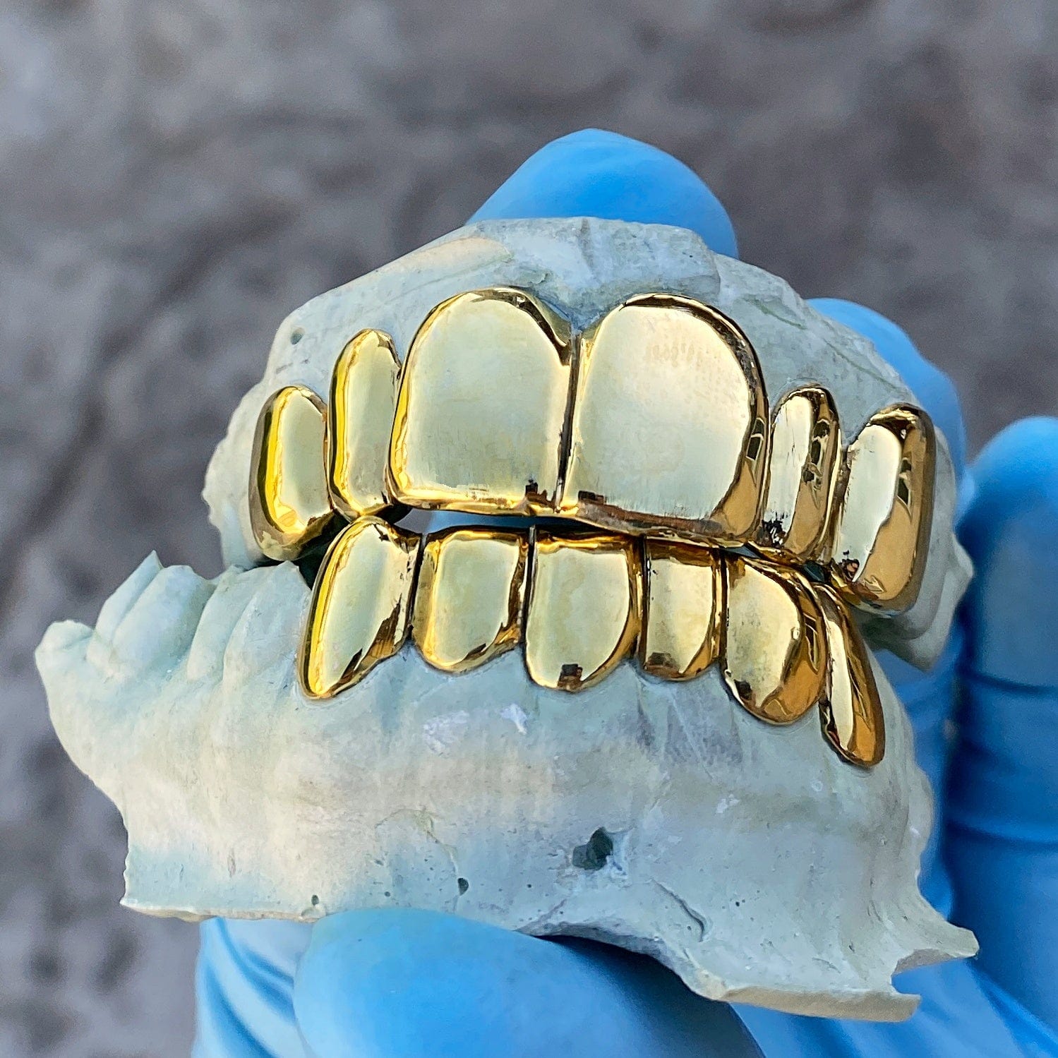 Permanent cuts gold plated custom grillz. Gold plated over real solid ...